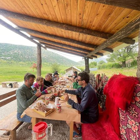 Camping Cajupi Gjirokastër Exterior foto