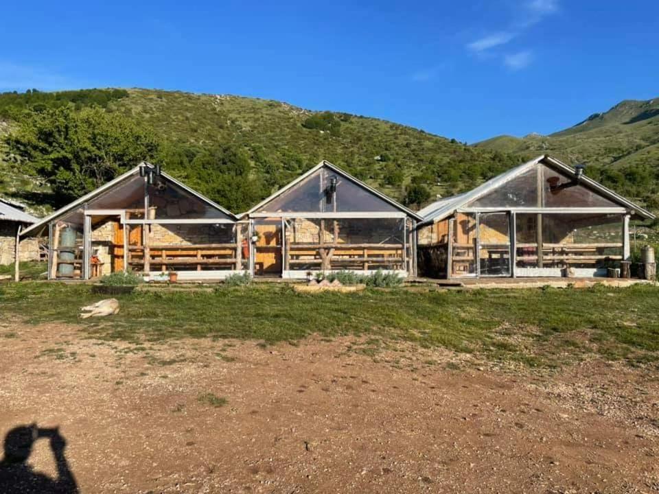 Camping Cajupi Gjirokastër Exterior foto